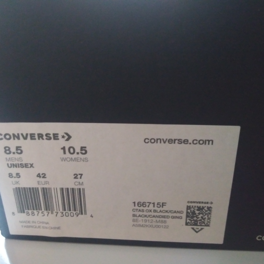 Converse - Picture 2 of 2